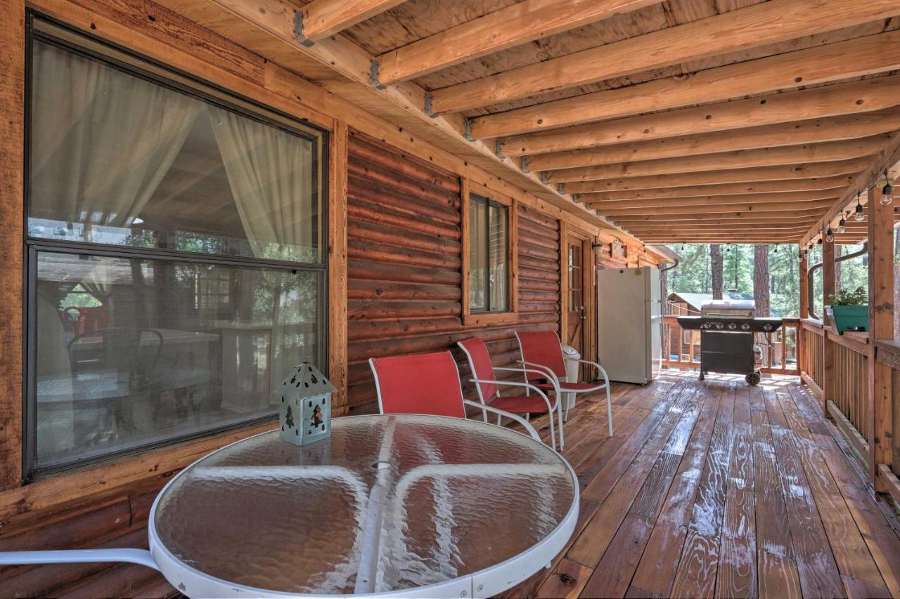 Вілла Updated Strawberry Family Cabin With 2 Private Decks Pine Екстер'єр фото